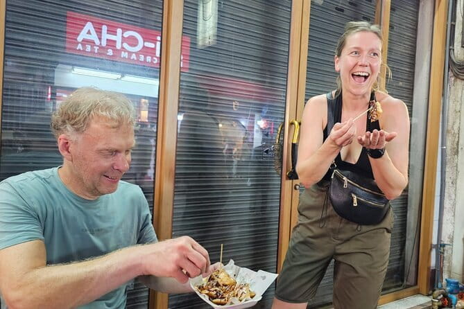 The Highest Rated Food Tour in Bangkok 10+ Tastings - The 40-year-old pork leg restaurant