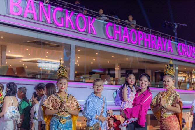 The Newest Luxury 5-Star Bangkok Chao Phraya Dinner Cruise - Choosing Between the Rooftop and Indoor Floors