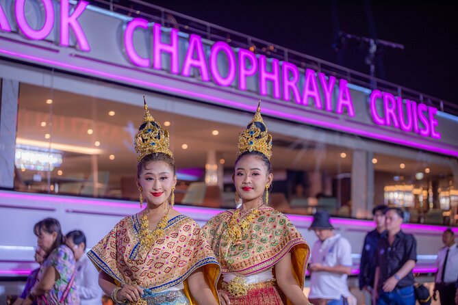 The Newest Luxury 5-Star Bangkok Chao Phraya Dinner Cruise - What You’ll Find at the Buffet