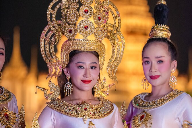 The Newest Luxury 5-Star Bangkok Chao Phraya Dinner Cruise - Temples, Bridges, and Bangkok’s Night Lights
