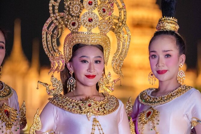The Newest Luxury 5 Star Bangkok Chaophraya Dinner Cruise - Thai dance, singers, and a floating party