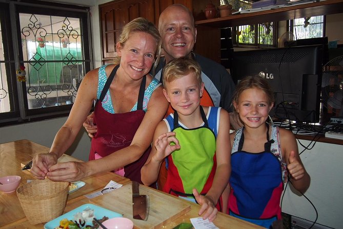 Tomyumthai Cooking Class in Chiang Mai - Oun, Gae, and the value of a good teacher
