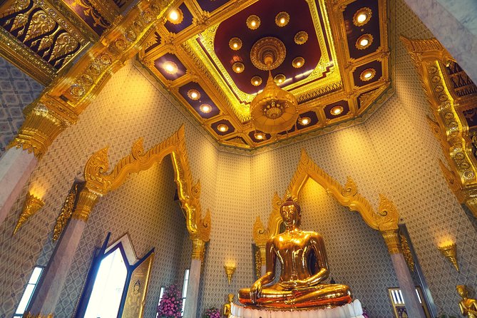 Top 3 Must-see Temples in Bangkok Private Tour [Optional Luxury] - Who should book this experience?