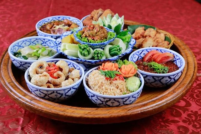 Traditional Khantoke Dinner and Show from Chiang Mai - Arriving at Khum Khantoke Chiangmai