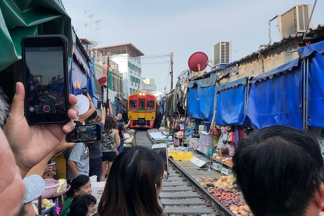 Train & Floating Market Food Adventure + Scenic train ride - Is $86.38 good value?