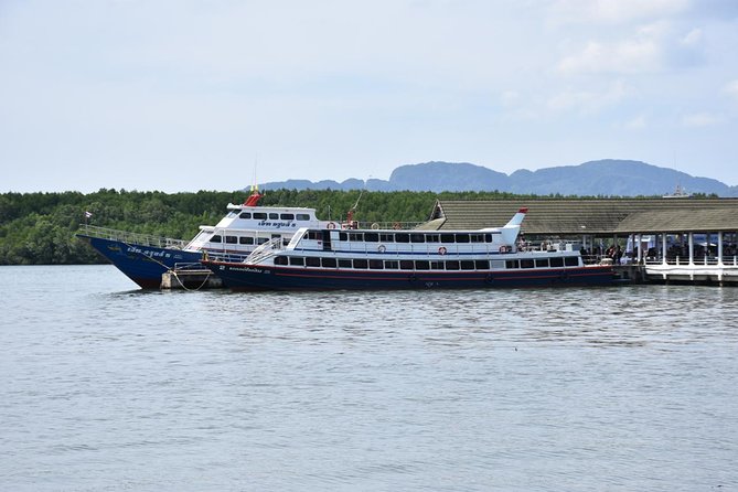 Travel from Krabi to Koh Phi Phi by Ferry/Speedboat - Krabi Passenger Port and the boarding process