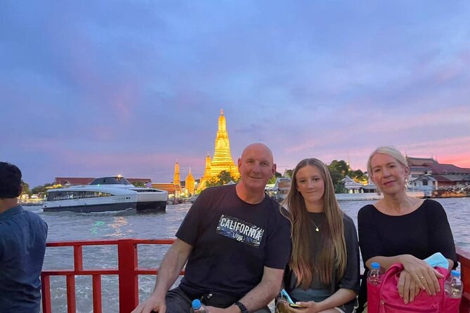 Tuk-tuk tour Bangkok by Night with Chinatown meal and hotel transfers - Pak Khlong Talat, Bangkok’s flower market