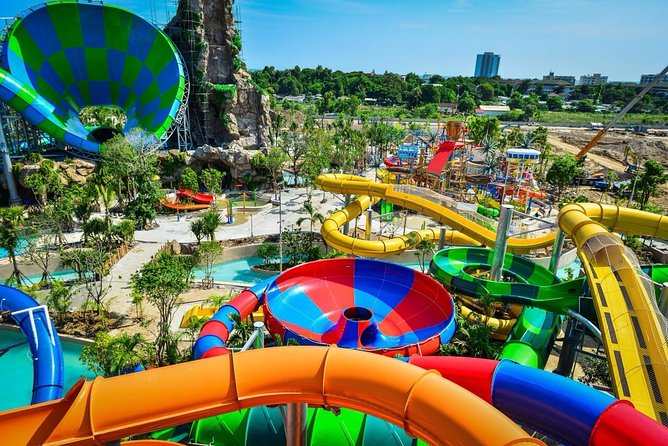 Vana Nava Waterpark Hua Hin Day Ticket include Towel and Locker - What a Vana Nava day actually feels like