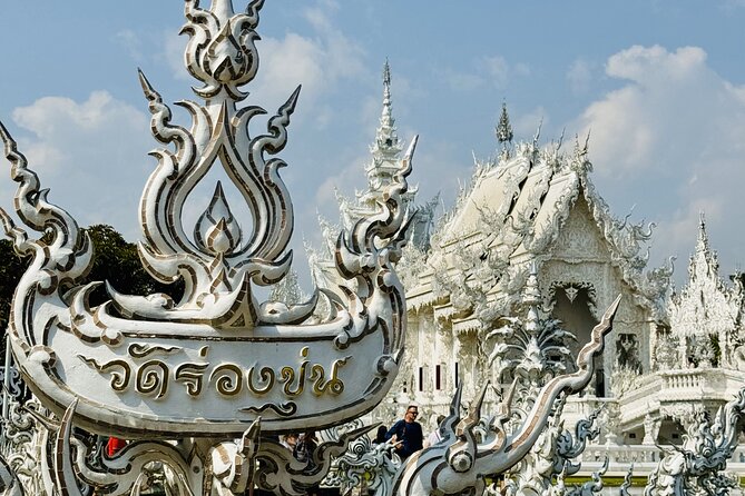 Visit Chiang Rai Temples and Lalitta Cafe from Chiang Mai - Key points before you book