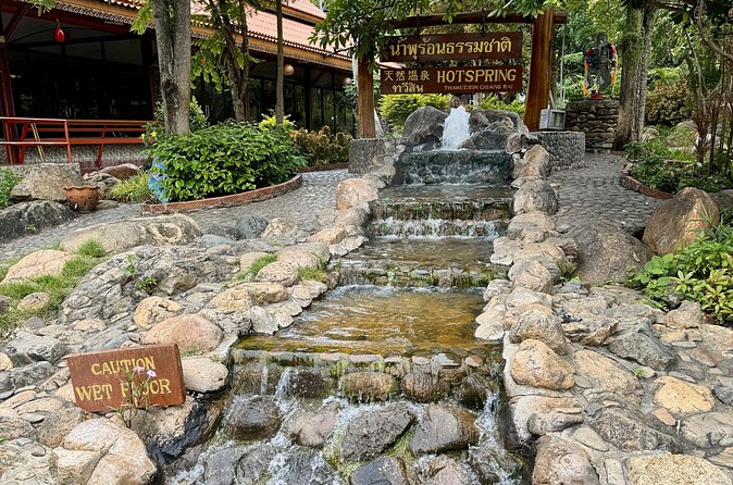 Visit Chiang Rai Temples and Lalitta Cafe from Chiang Mai - Wat Huay Pla Kang and the Goddess of Mercy viewpoint