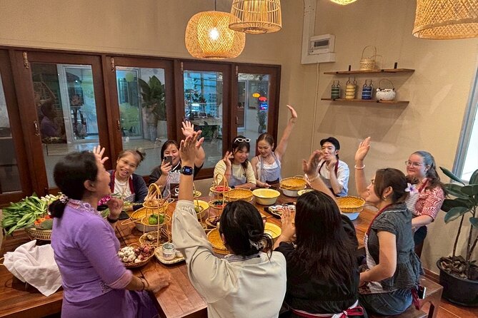 White Lotus Thai Cooking Class in Bangkok - What the hands-on format is really like