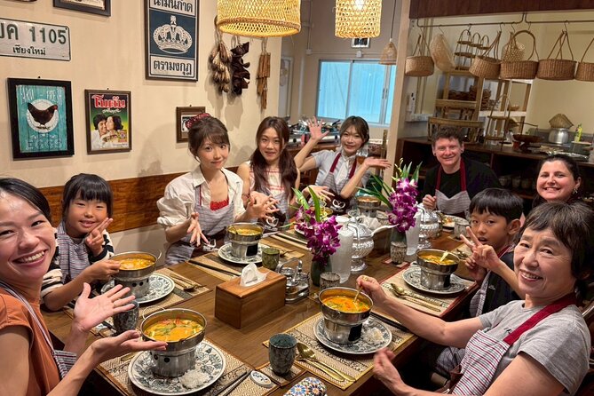 White Lotus Thai Cooking Class in Bangkok - Instruction from Jeab and Jenny