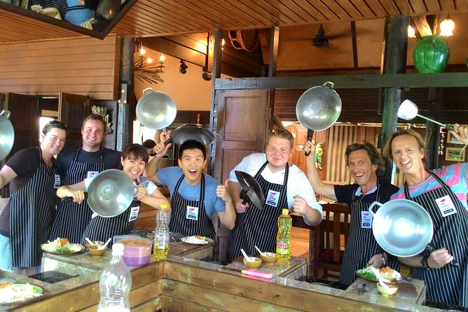Your Introduction to the Thai Kitchen - Menu Set 3 - Starting at Hua Hin Clock Tower at 9:00 am